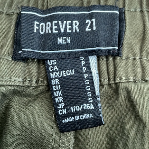 SOLD Off-site | Forever 21 Men’s Olive Joggers Size Small - Picture 10 of 13